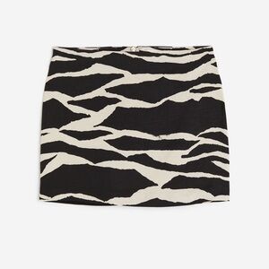 H&M Linen-blend mini skirt (US8)